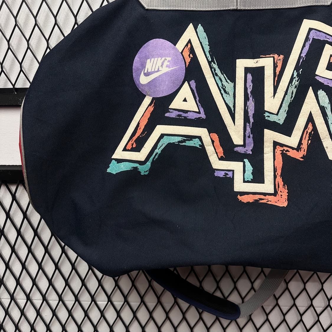 90s 나이키 에어 더플백 레트로 그래픽 로고 네이비 레드 배색 상품이미지4