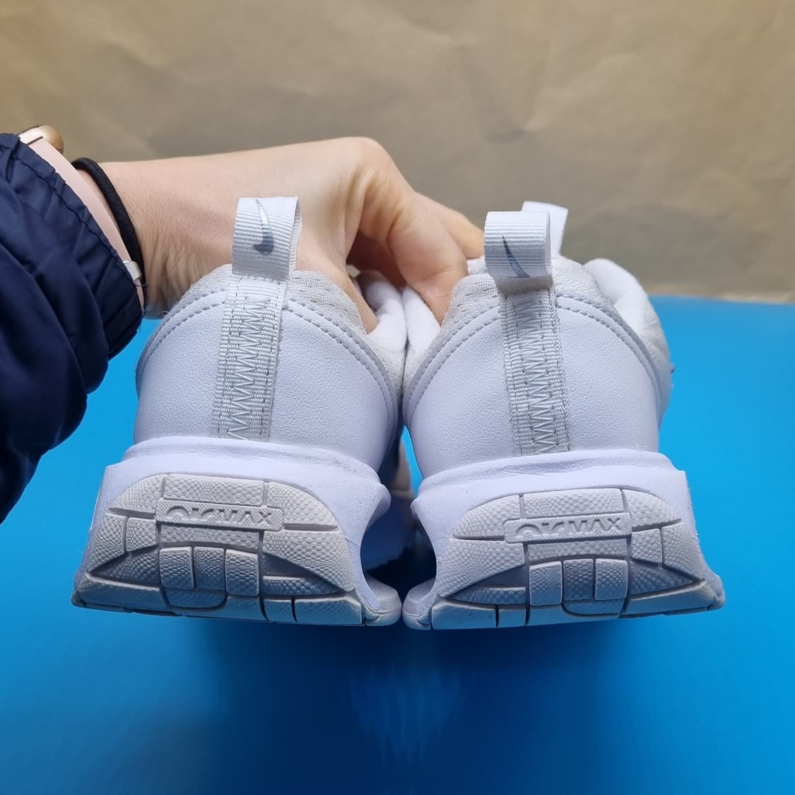 나이키 에어맥스 인터락 운동화245 상품이미지4