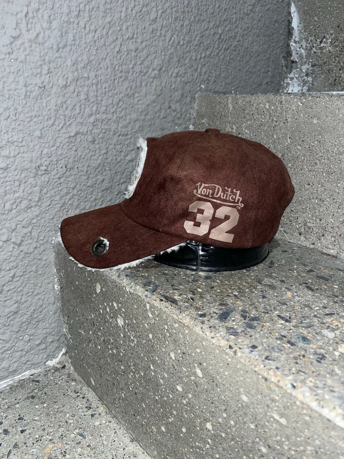 VonDutch 본더치 브라운 무스탕 볼캡 상품이미지3