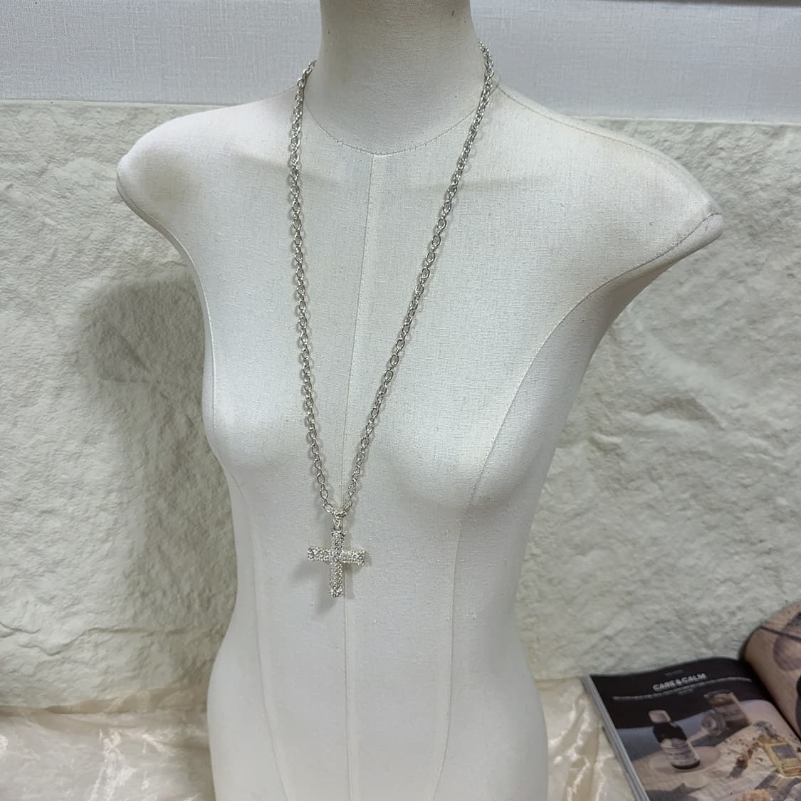 빈티지 마테 십자가 목걸이 상품이미지1