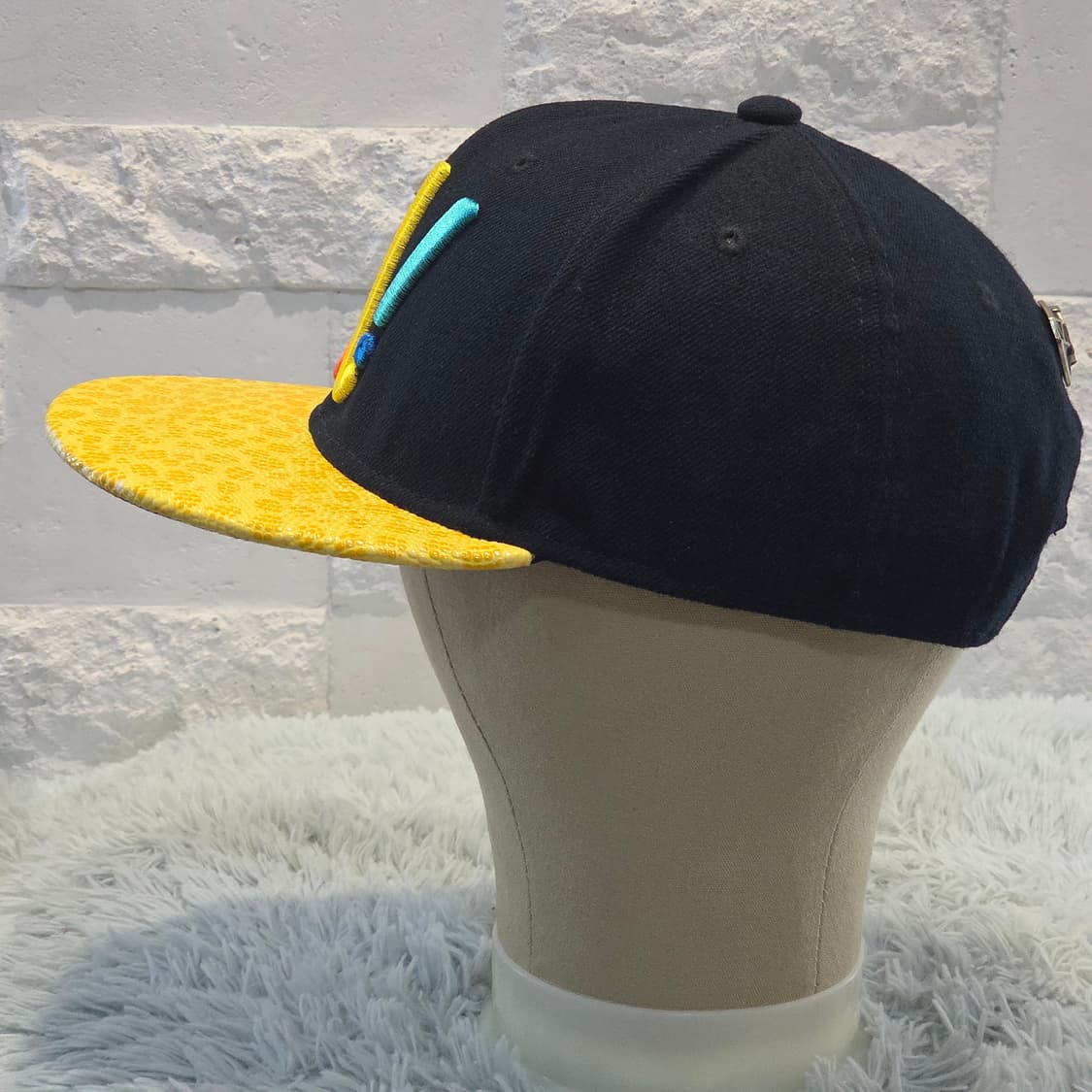 L5-2:어반스웨거 일(ill!) 레터링 블랙 옐로우 스냅백(56-59) 상품이미지4