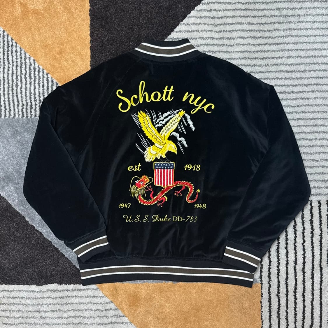 SCHOTT NYC 쇼트 벨벳 수베니어 자켓  상품이미지2