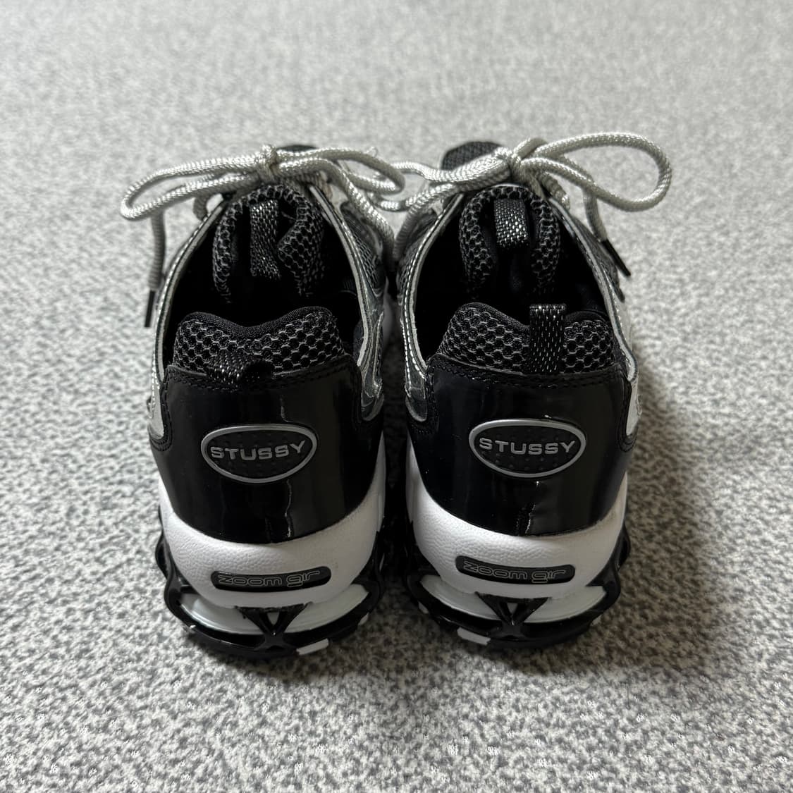 [정가 70만원] 스투시 나이키 줌 스피리돈 250 상품이미지4