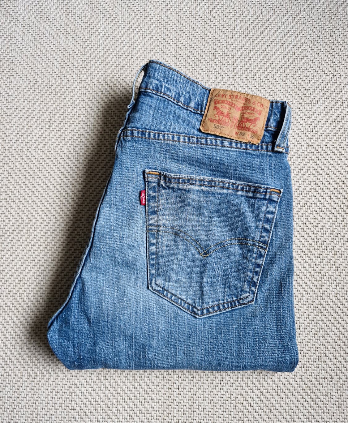 리바이스 502 레귤러 테이퍼드 핏 32 상품이미지1
