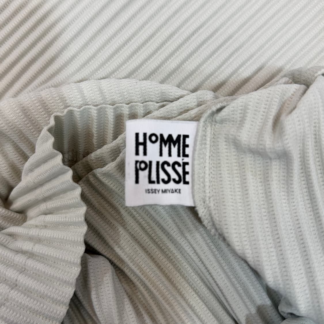 [리오브] 이세이미야케 옴므플리세 플리츠 반팔 상품이미지4