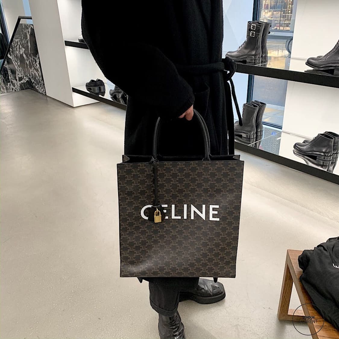 셀린느 트리오페 버티컬 카바스 토트백 라지 상품이미지10