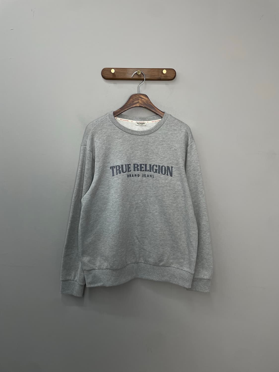 트루릴리전 미들로고 그레이 맨투맨 H1738 상품이미지2