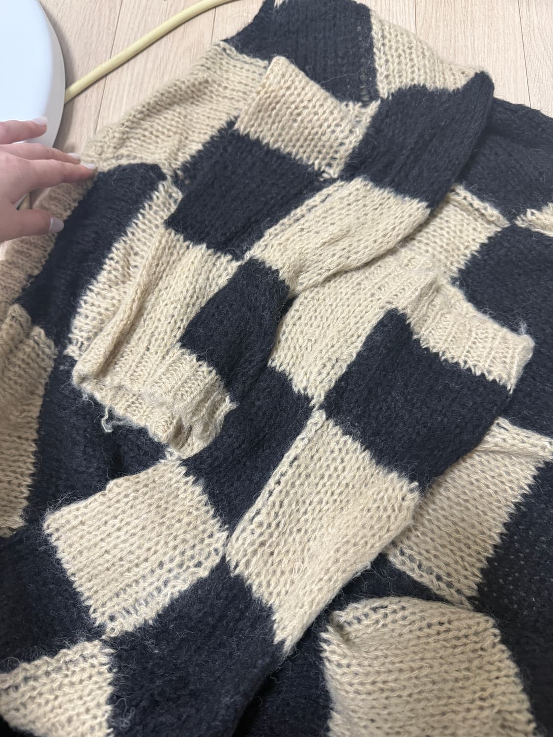 더오픈 yy 체크 니트  상품이미지3