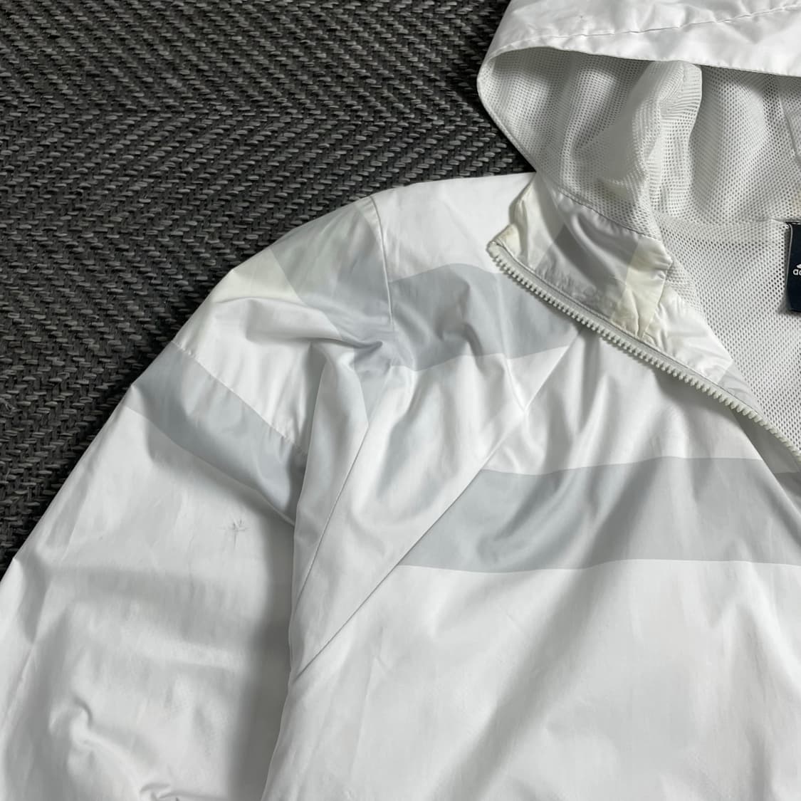 아디다스 디테일 박시핏 나일론 우븐 바람막이o 4455 상품이미지4