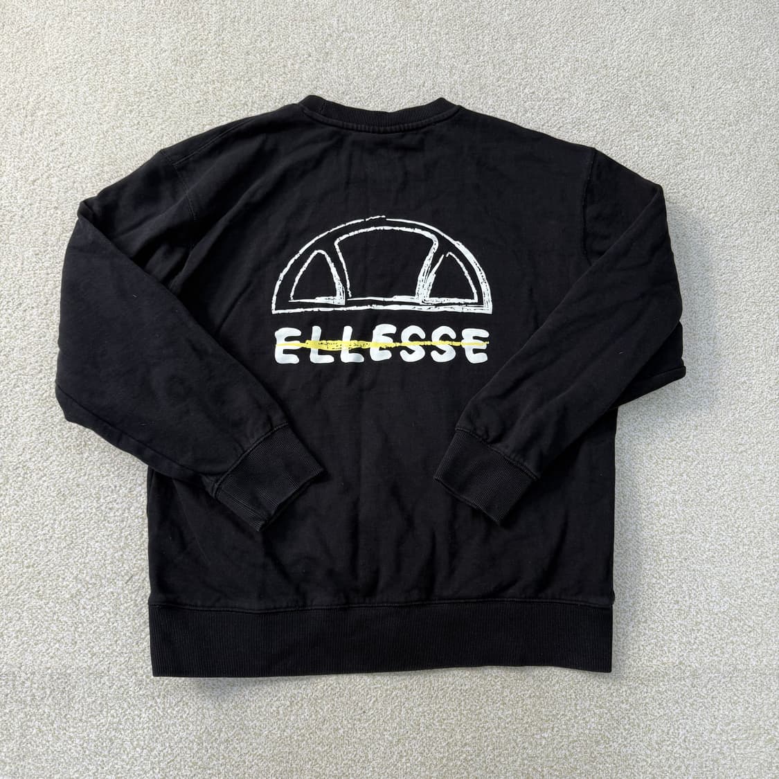 [105] 엘레쎄 블랙 맨투맨 1231T1 상품이미지2