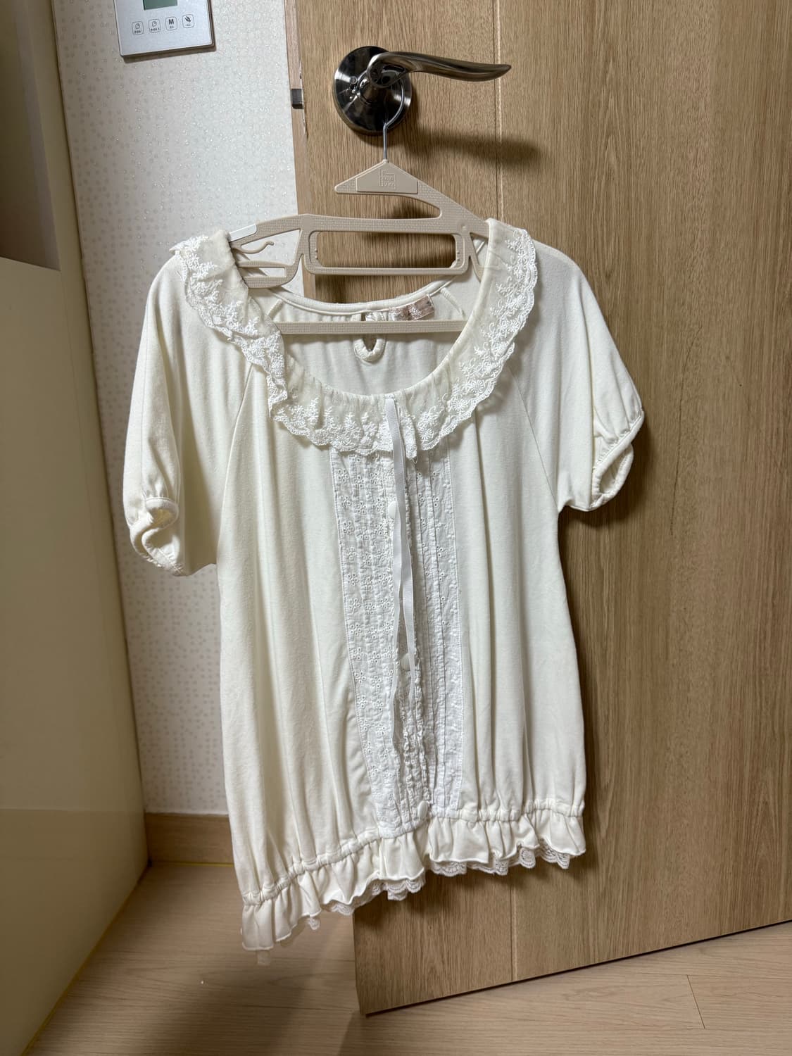 반팔 너드 블라우스 페어리 퍼프 프릴 갸루 로걀탑 상품이미지1