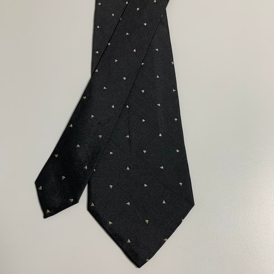 셀린느(CELINE) 블랙컬러 명품넥타이 A+등급 7.6cm 상품이미지4