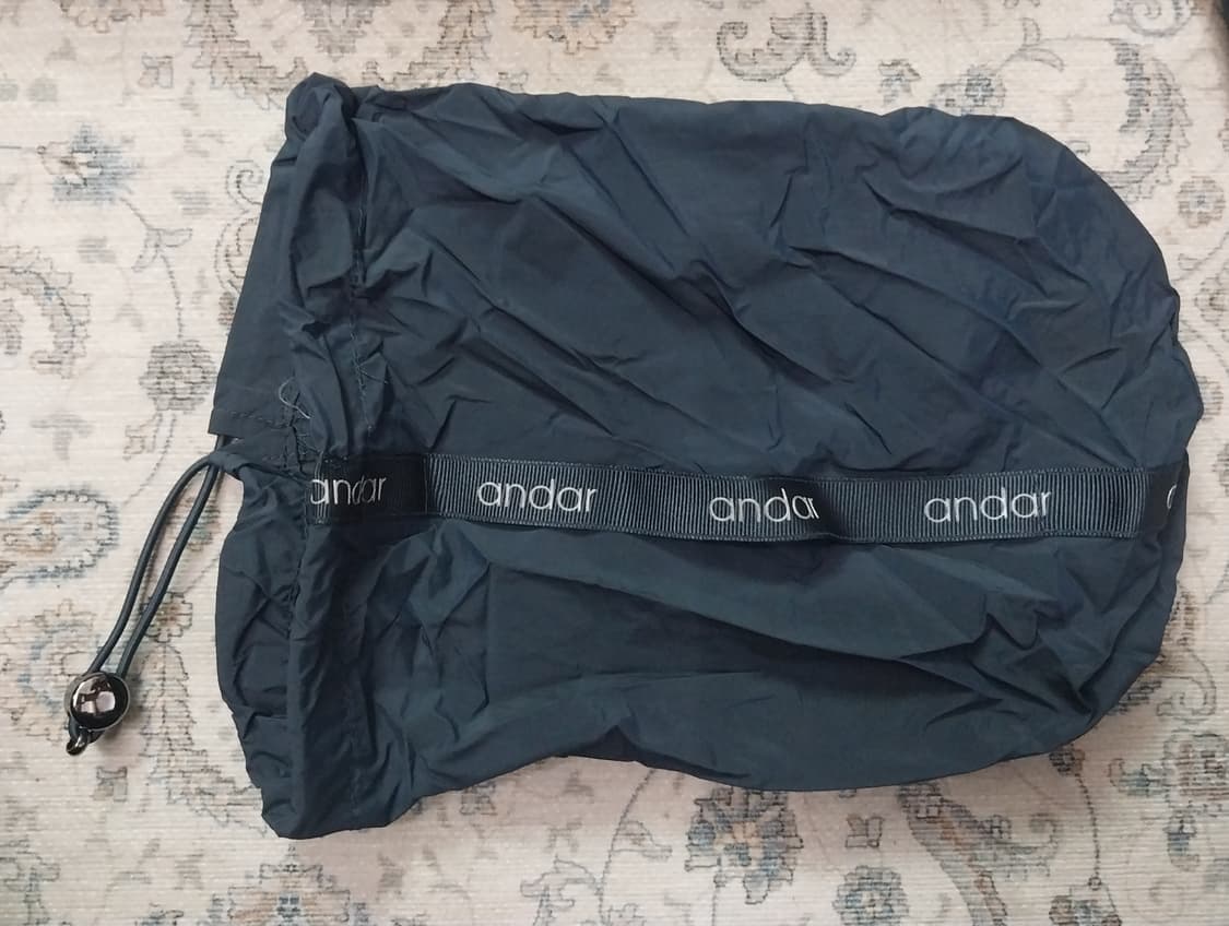 안다르 에어플라이 구스다운 (보관포켓 내장됨) 상품이미지3