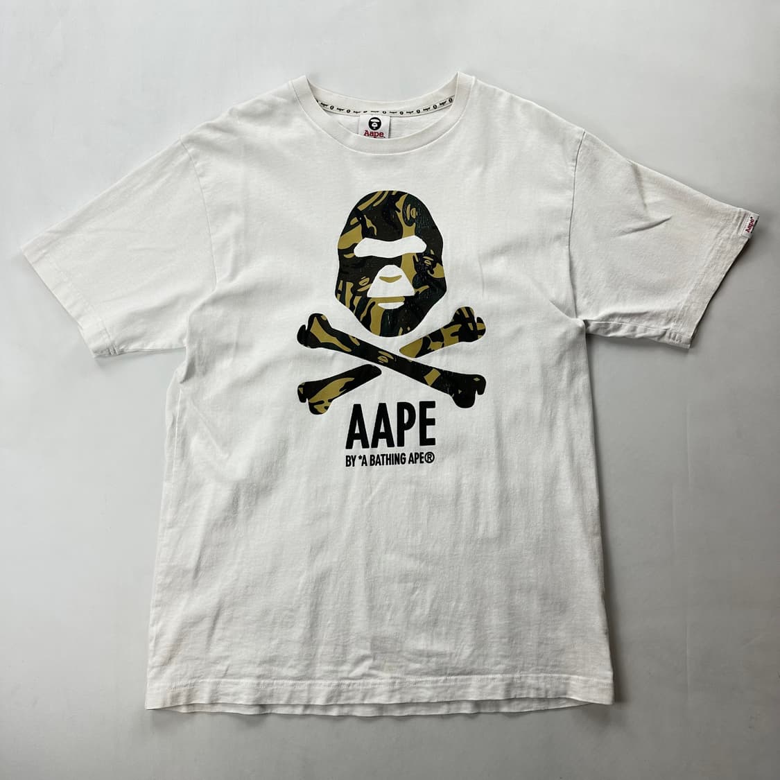 베이프 에이프 AAPE 카모 해골 반팔 티셔츠 화이트 상품이미지1