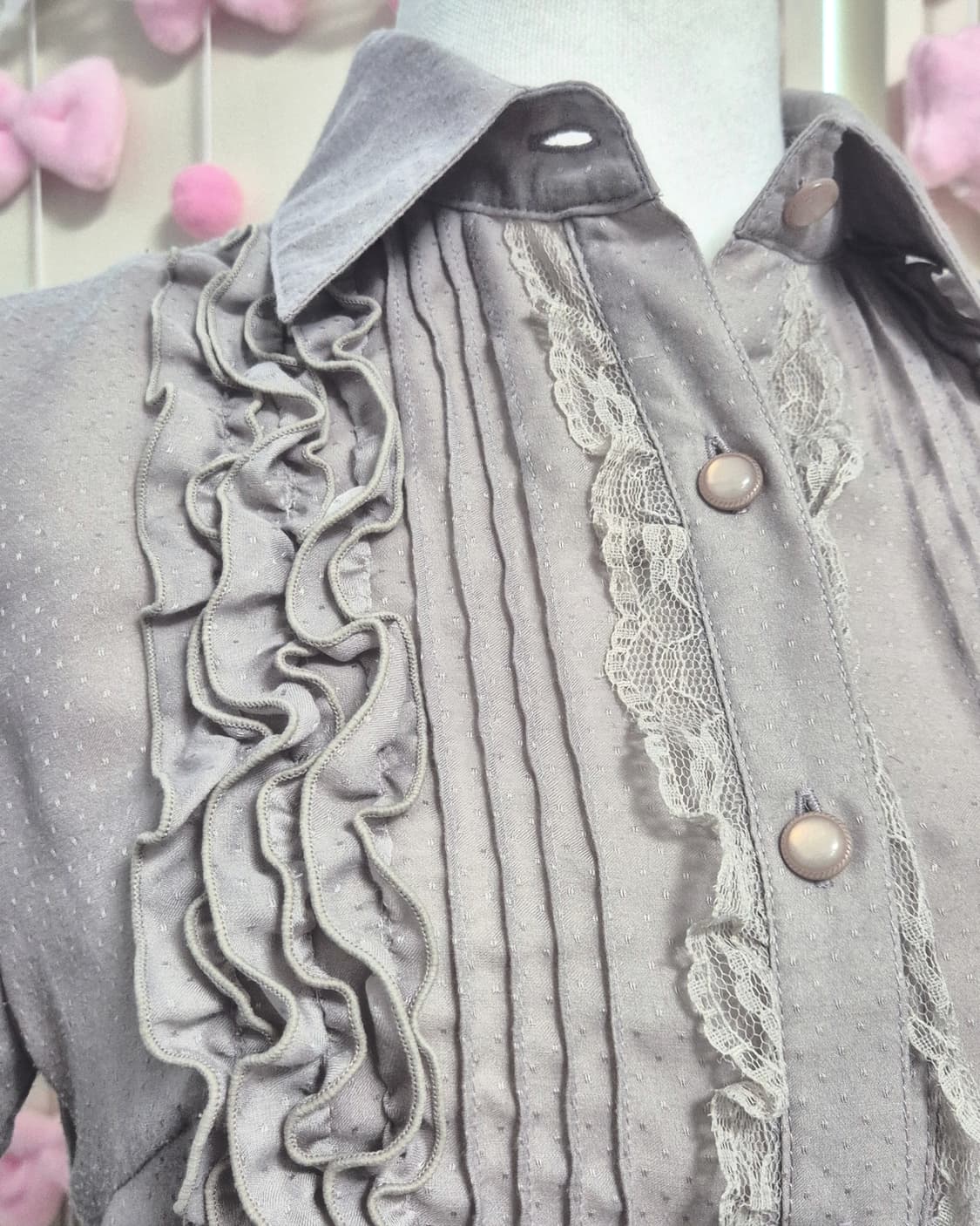 밀크티 도트 핀턱 프릴 블라우스 라떼갸루 공겜여주 히메갸루 상품이미지3