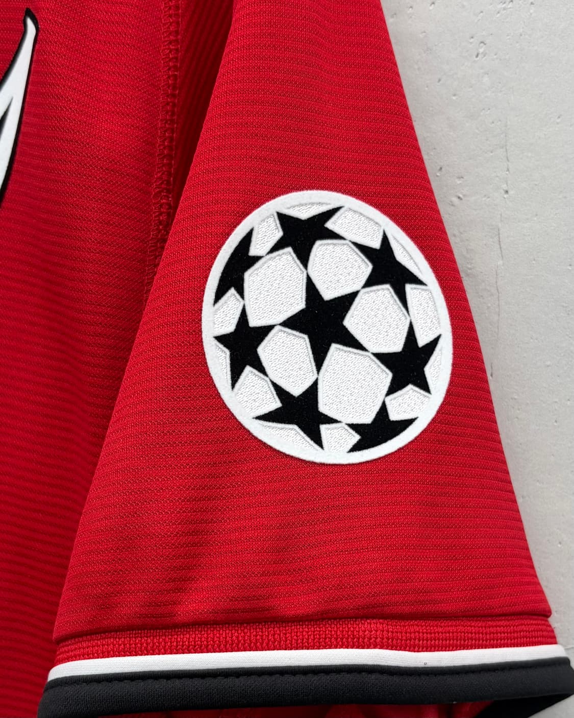 엄브로 00-02 맨체스터 유나이티드 홈 챔스킷 데이비드 베컴 상품이미지3