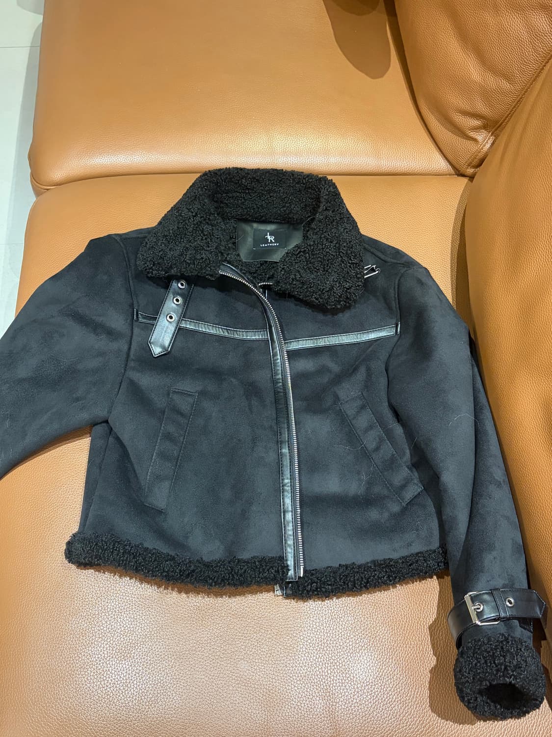 레더리 스웨이드 무스탕 가죽 자켓 상품이미지3