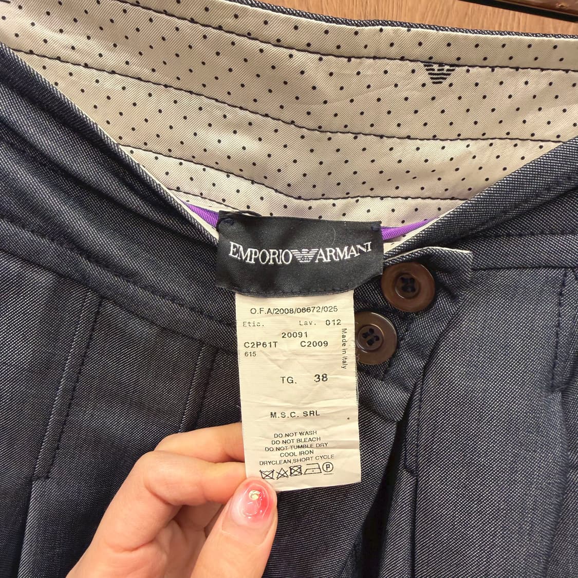 엠포리오 아르마니 하프 팬츠 언발란스 랩 레이어드 디테일 차콜 그레이 상품이미지7