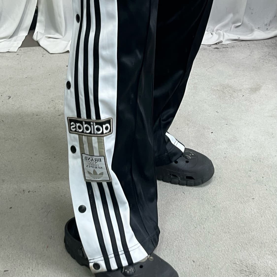 Adidas black break pants 상품이미지2
