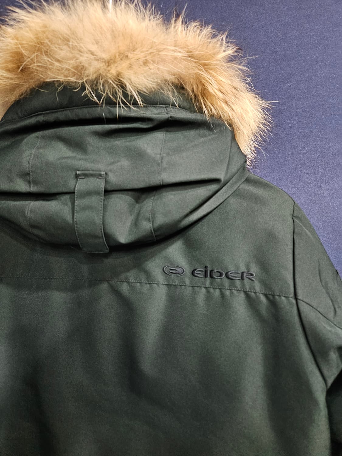 아이더 700필 고어 윈드스토퍼 다크그린 남성 100 구스다운 패딩  상품이미지9