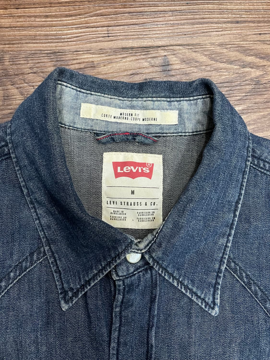 리바이스 Modern Fit 데님 웨스턴 셔츠 상품이미지6