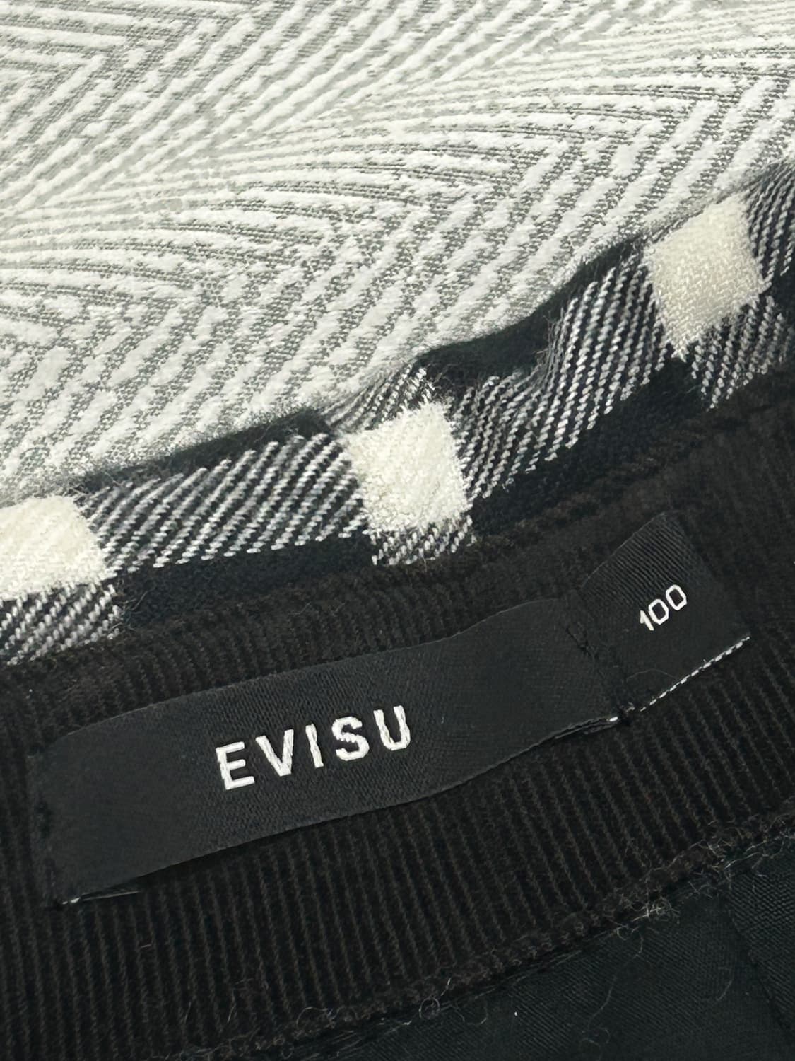 에비수 EVISU 블랙체크 누빔 점퍼 L 100 상품이미지6