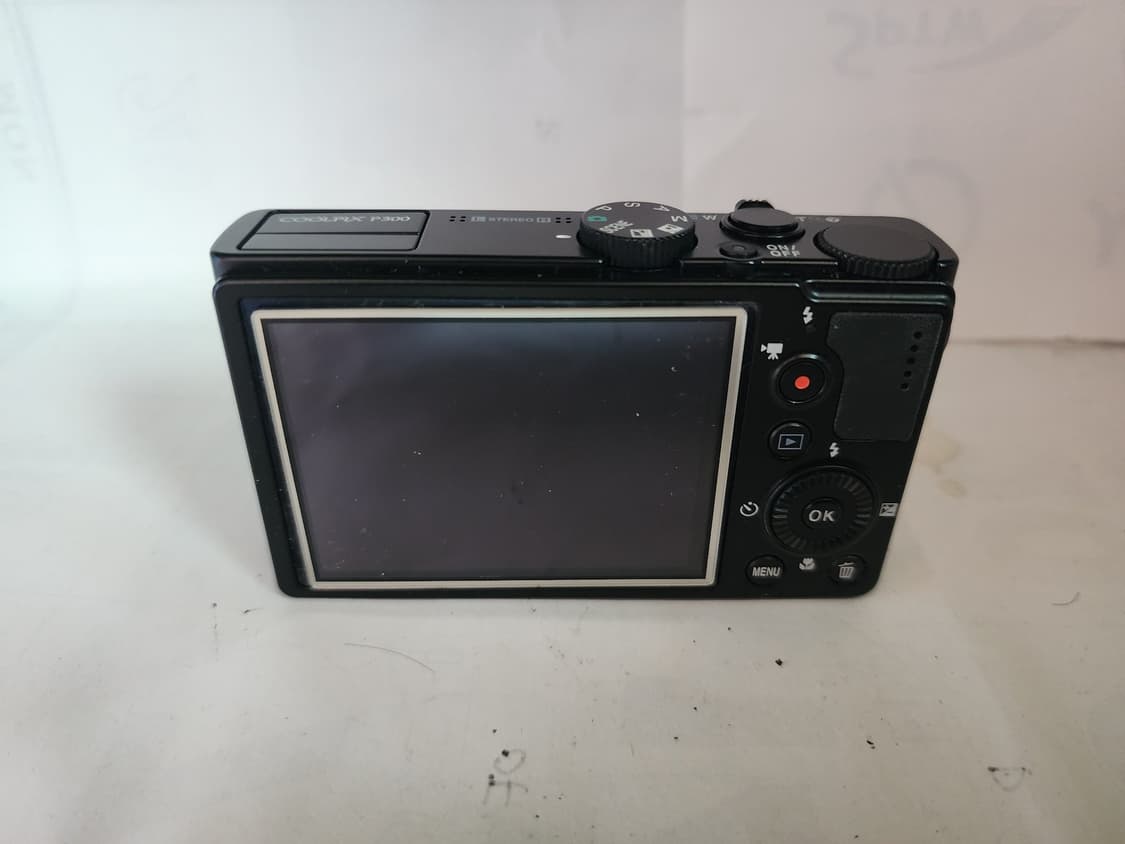 니콘 쿨픽스 P300 블랙 4.2배 광학줌 카메라 상품이미지2