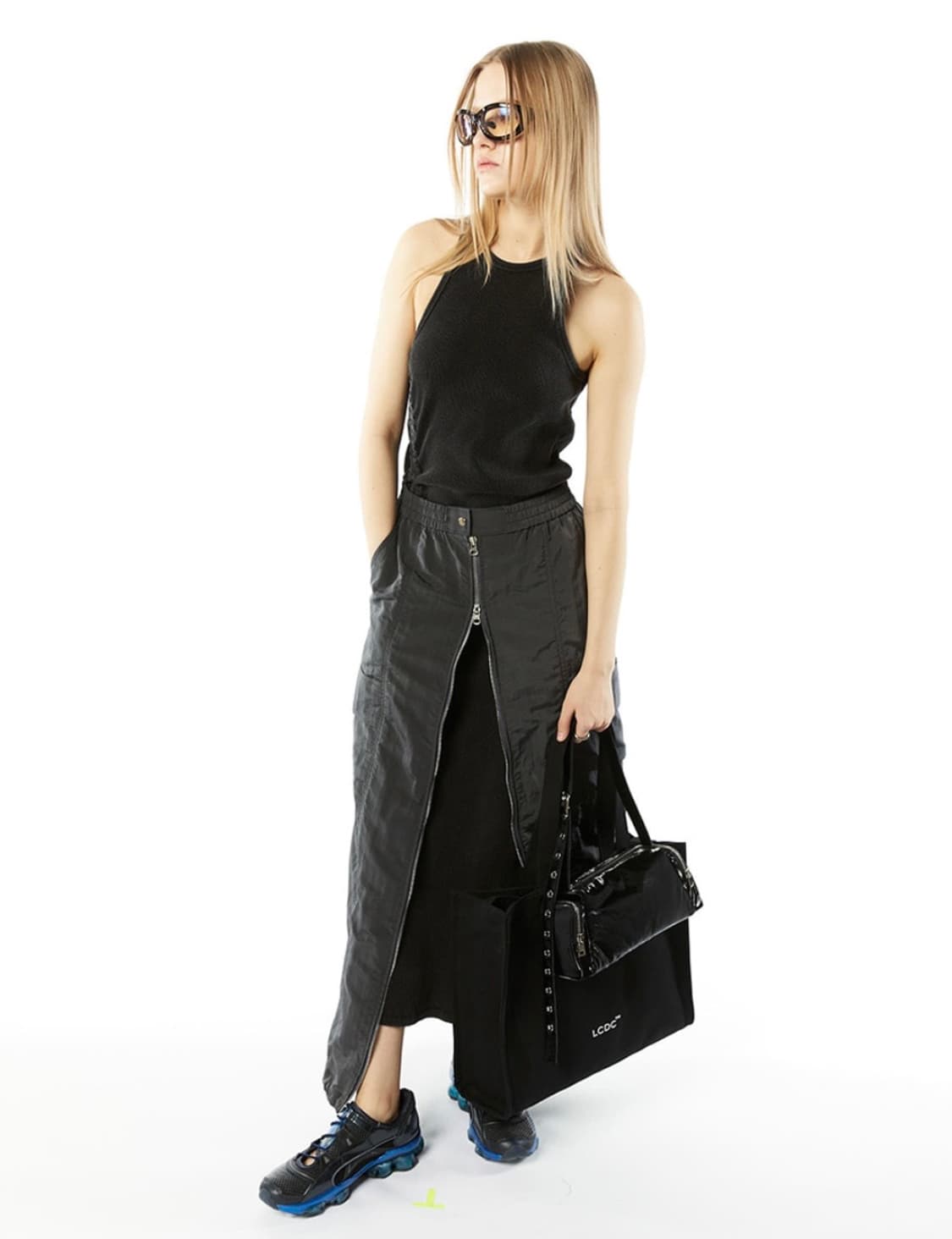 LCDC EYELET BELT-STRAP BAG (BLACK) 상품이미지3