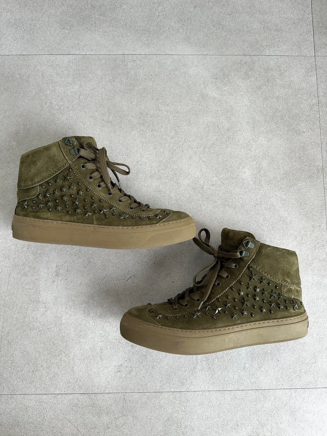 지미추 카키 스타 스터드 레더 하이탑 상품이미지6