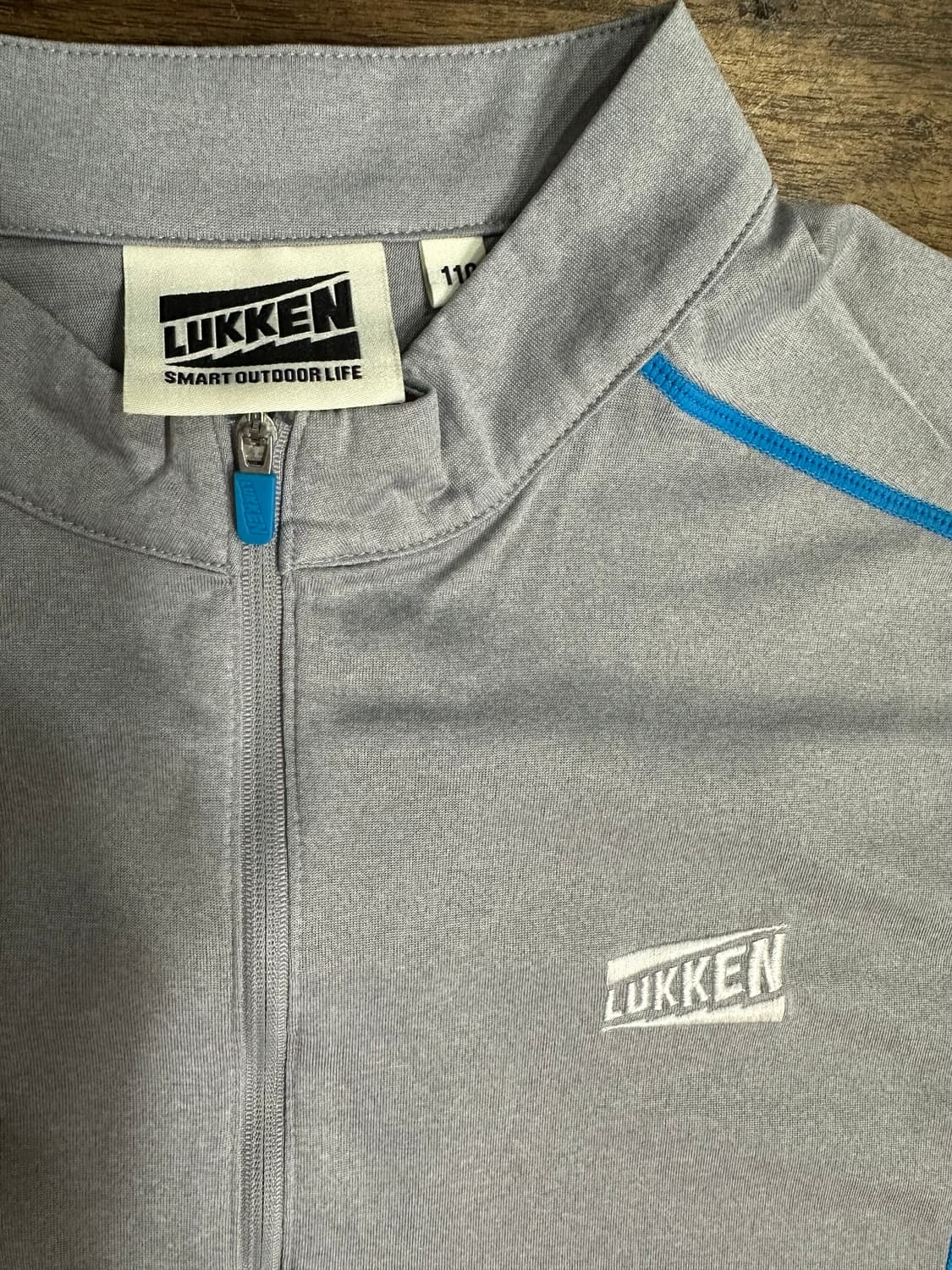 LUKKEN (루켄) 브랜드의 반집업 기능성 반팔 티셔츠 실측 XL새상품 상품이미지3