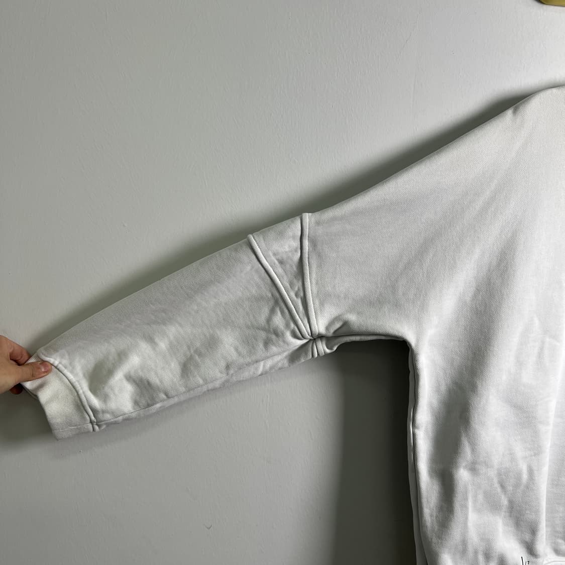 System 시스템 화이트 오버핏 맨투맨 105 상품이미지6