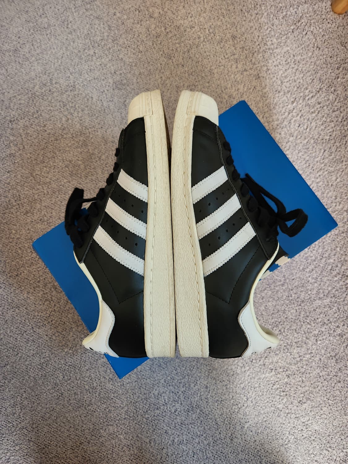 아디다스 슈퍼스타 82 FI 코어 블랙 265 사이즈 상품이미지2