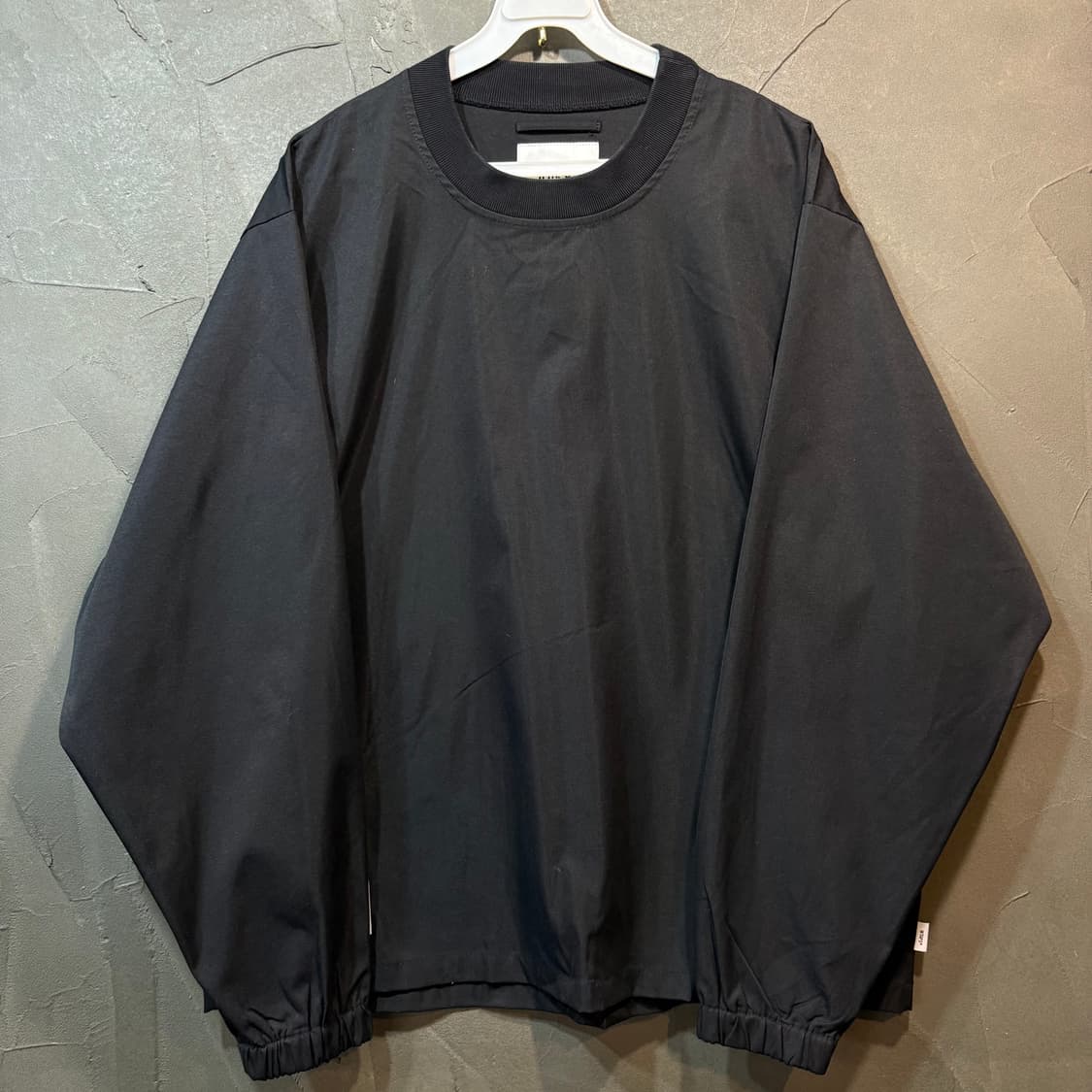 [1] WTAPS 더블탭스 나일론 맨투맨  상품이미지2