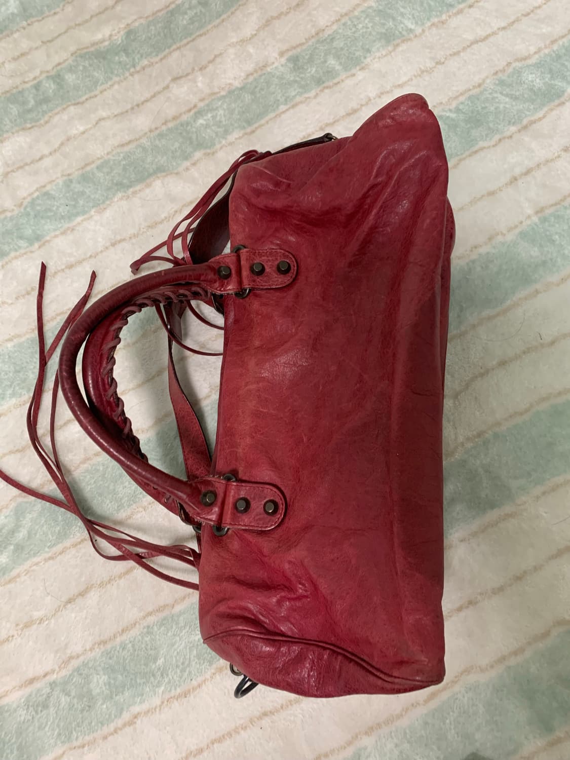 발렌시아가 트위기 버건디 컬러 정품  상품이미지5