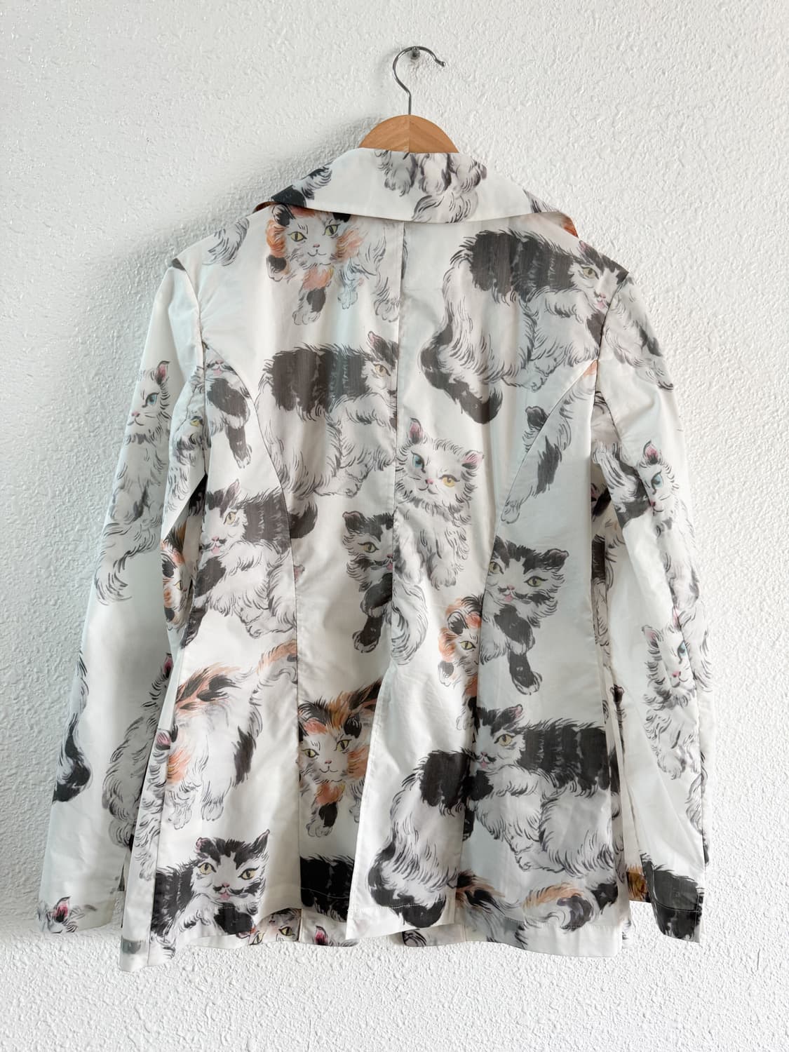 Yuhan Wang Cat shirt 22AW 상품이미지2
