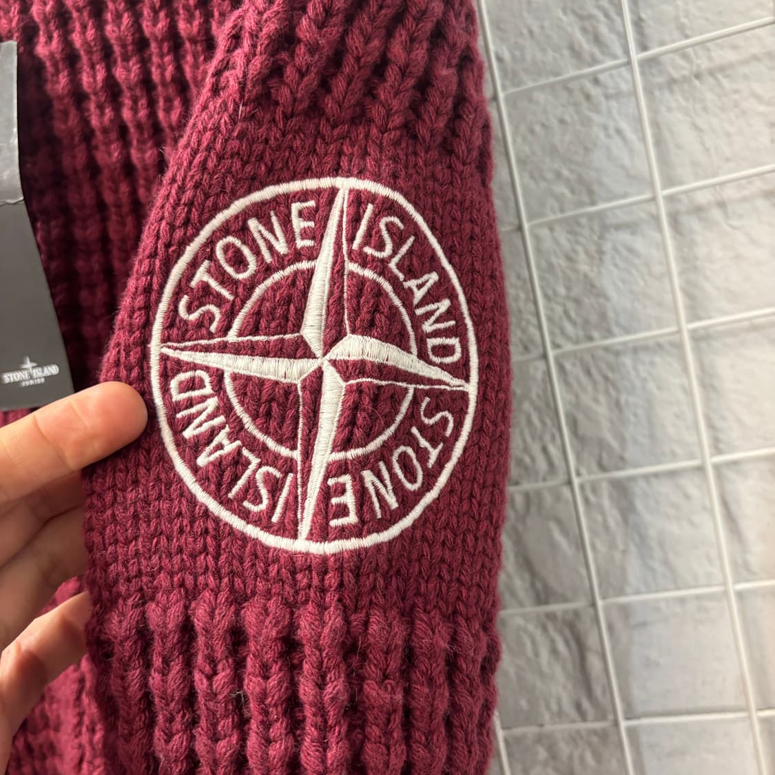 스톤아일랜드 주니어 버건디 와플 니트 하프 집업 새상품 상품이미지6
