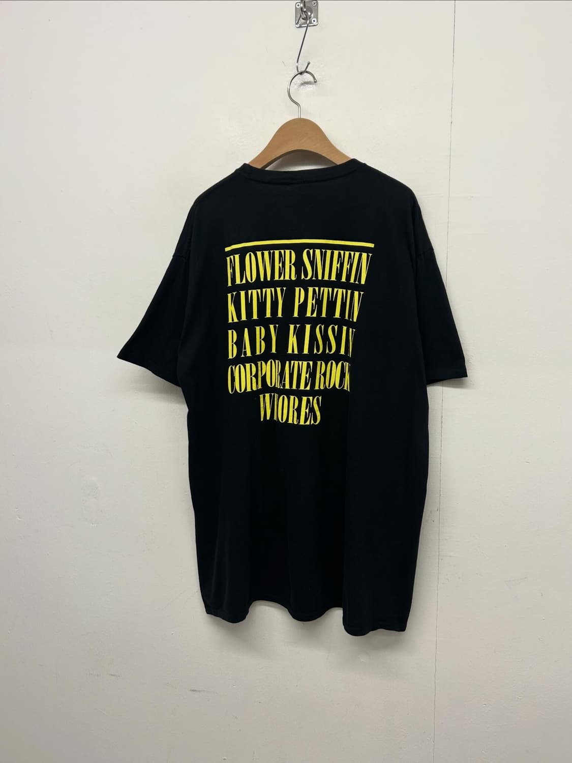 너바나 2022 오피셜 머천 티셔츠 상품이미지3