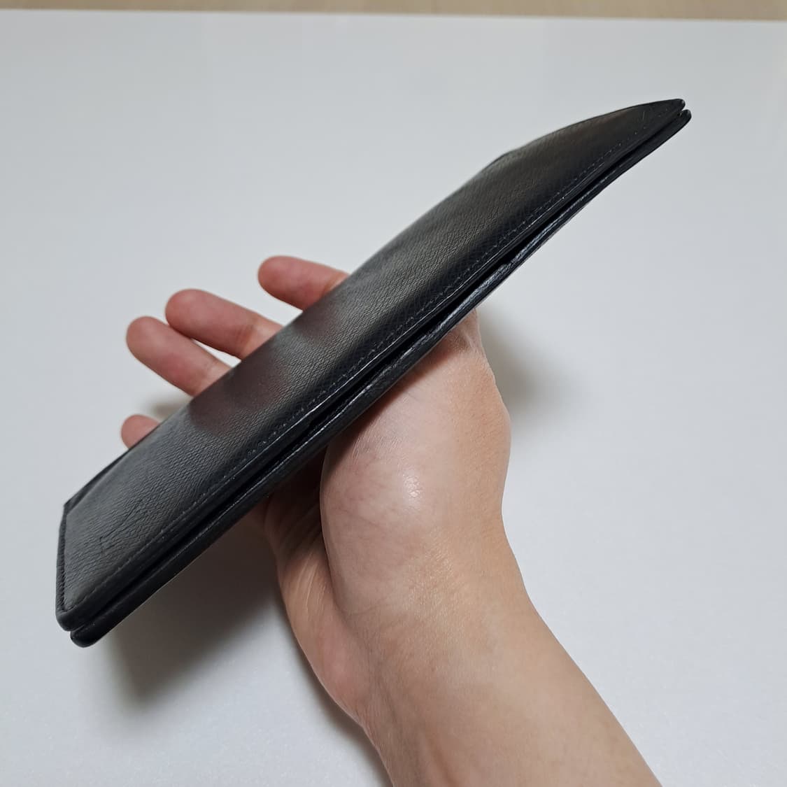 [100%/정품] 루이비통 브라짜 타이가 가죽 장지갑, 루이비통지갑 상품이미지8