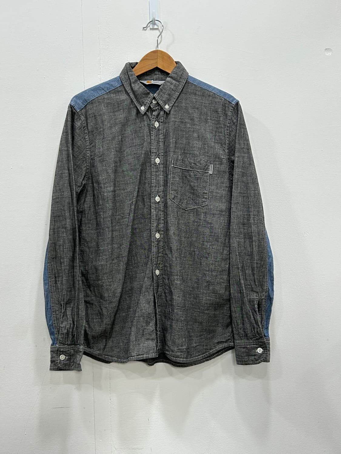 칼하트 블랙 데님 배색 셔츠 남성 M 상품이미지4