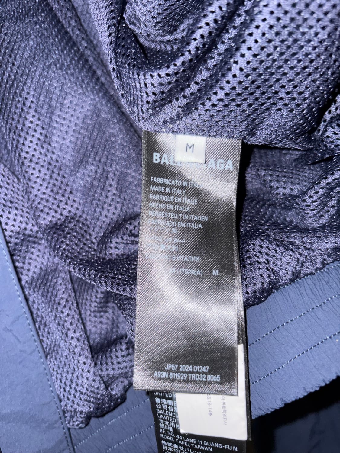 발렌시아가 루프 스포츠 아이콘 라지 트랙수트 자켓 네이비 블루 겨울 24 상품이미지4