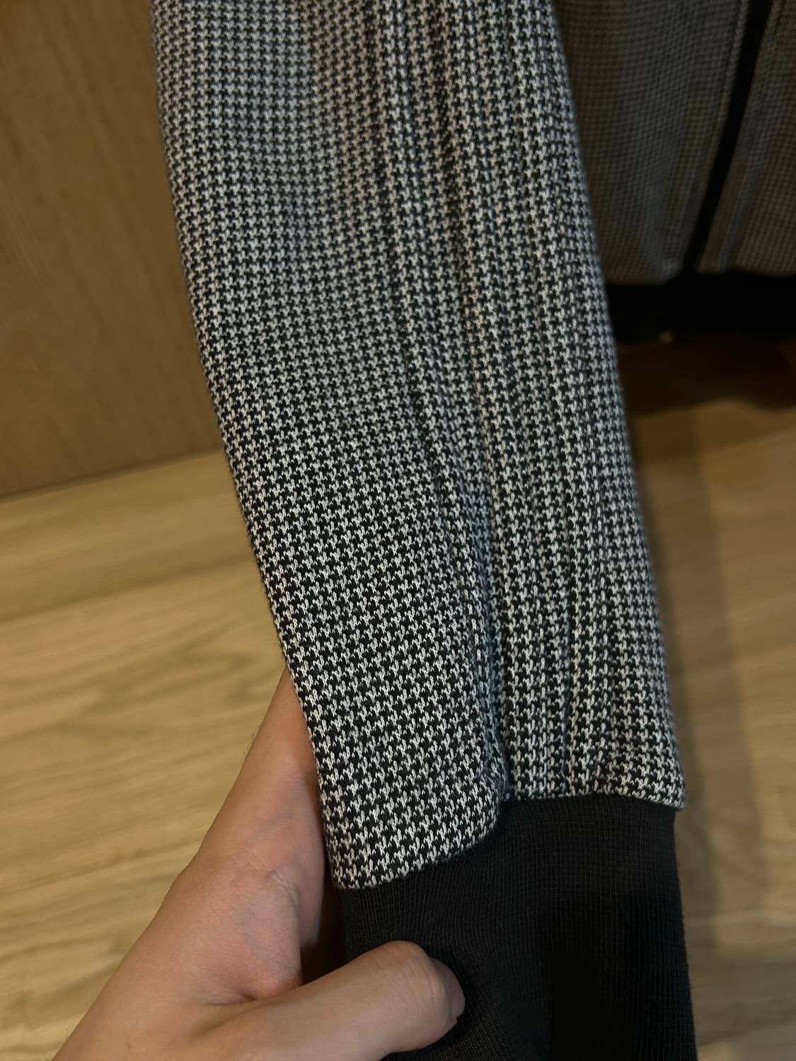 00s 아디디스 하운즈투스 트랙탑 상품이미지3