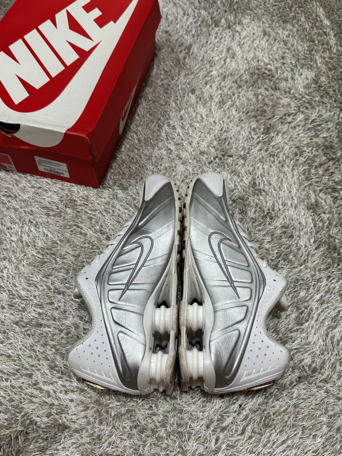 나이키 샥스 R4 화이트 280 상품이미지3