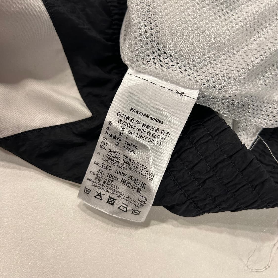 [L] 아디다스 블랙 트레포일 바람막이 자켓 상품이미지7