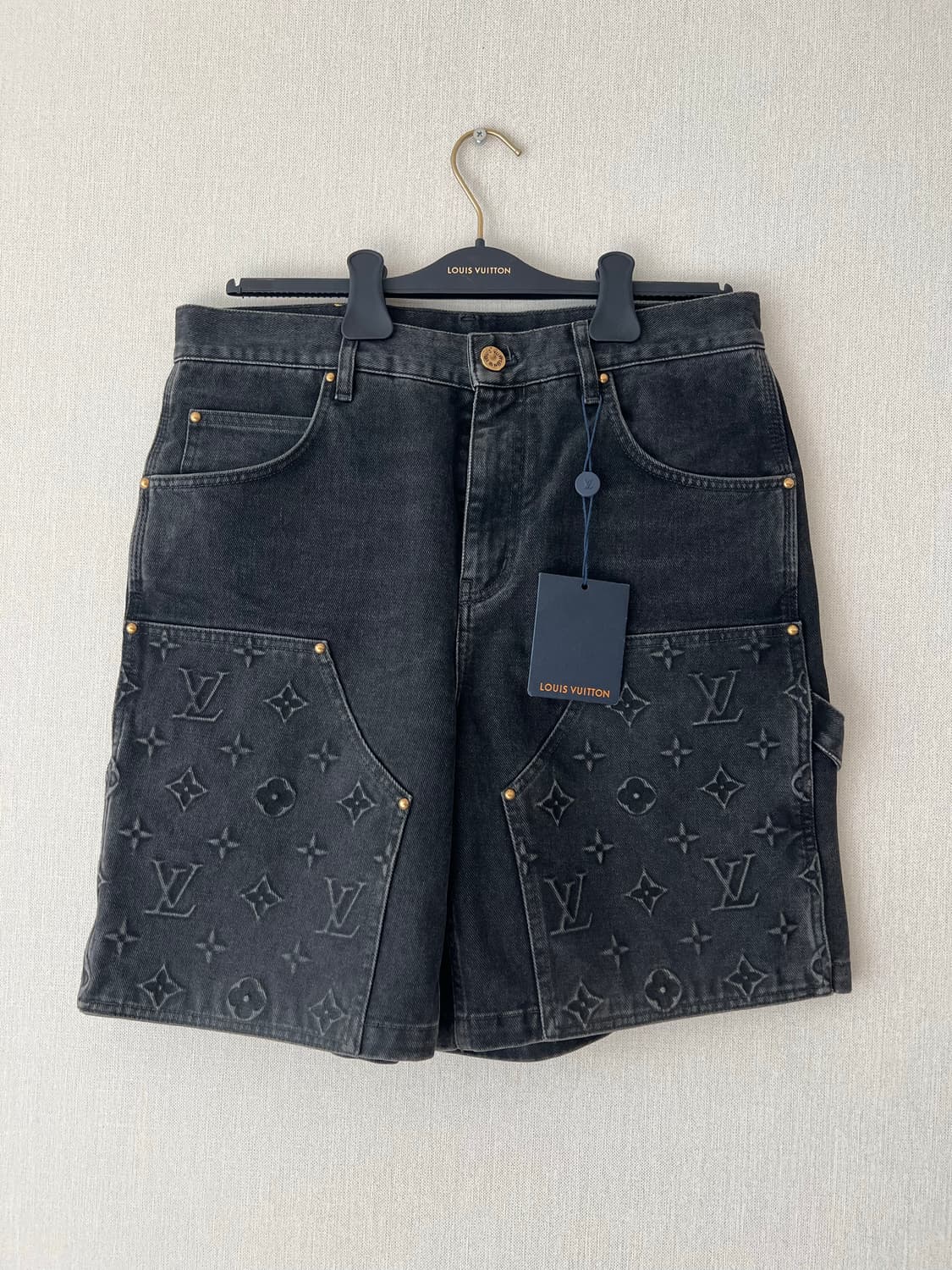 [31] 루이비통 카펜터 워크웨어 쇼츠 블랙 상품이미지1