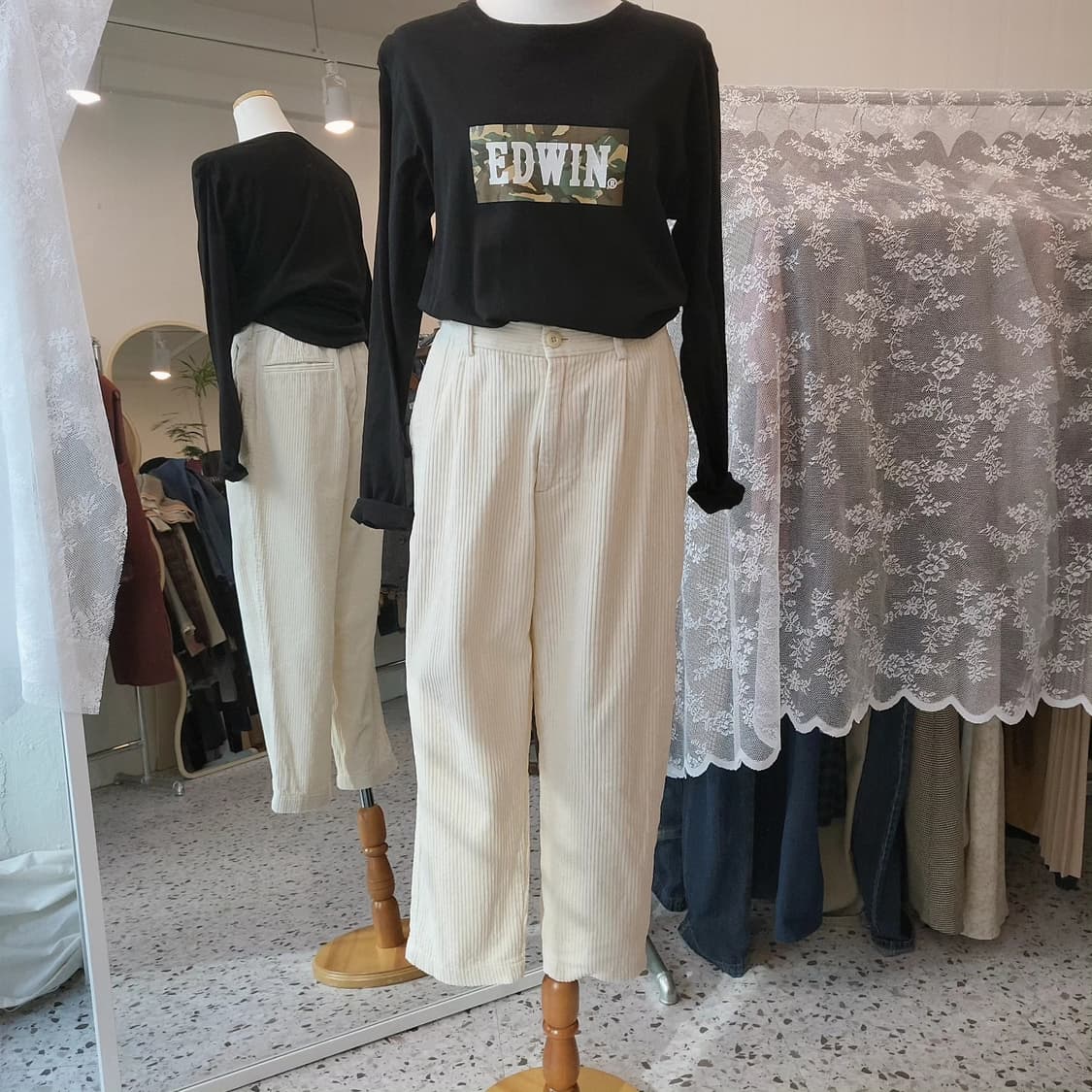 GU 크림화이트 코듀로이 팬츠 상품이미지2