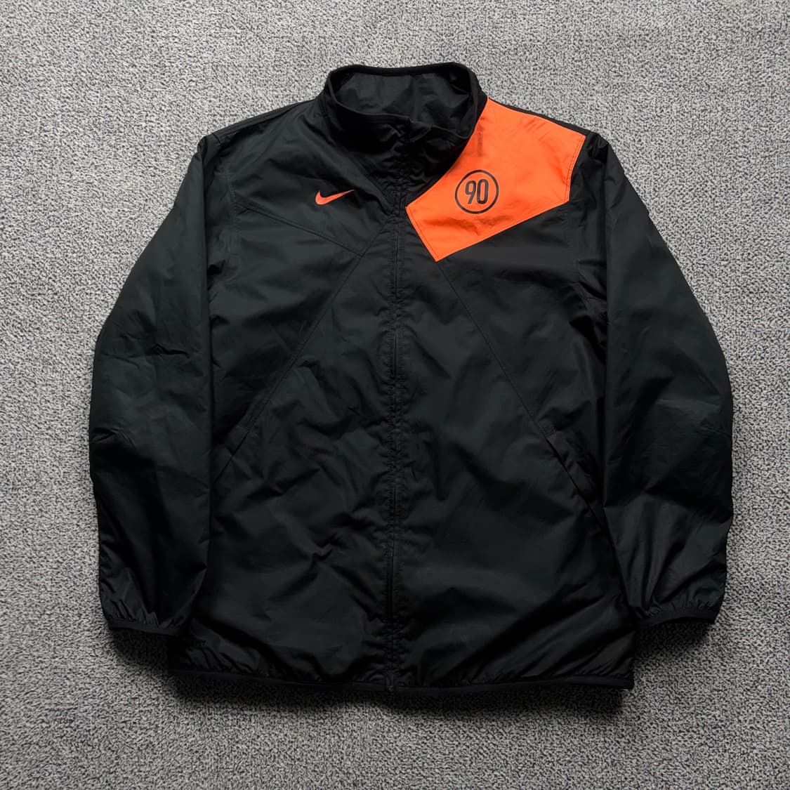 나이키 토탈90 투톤 바람막이 상품이미지1