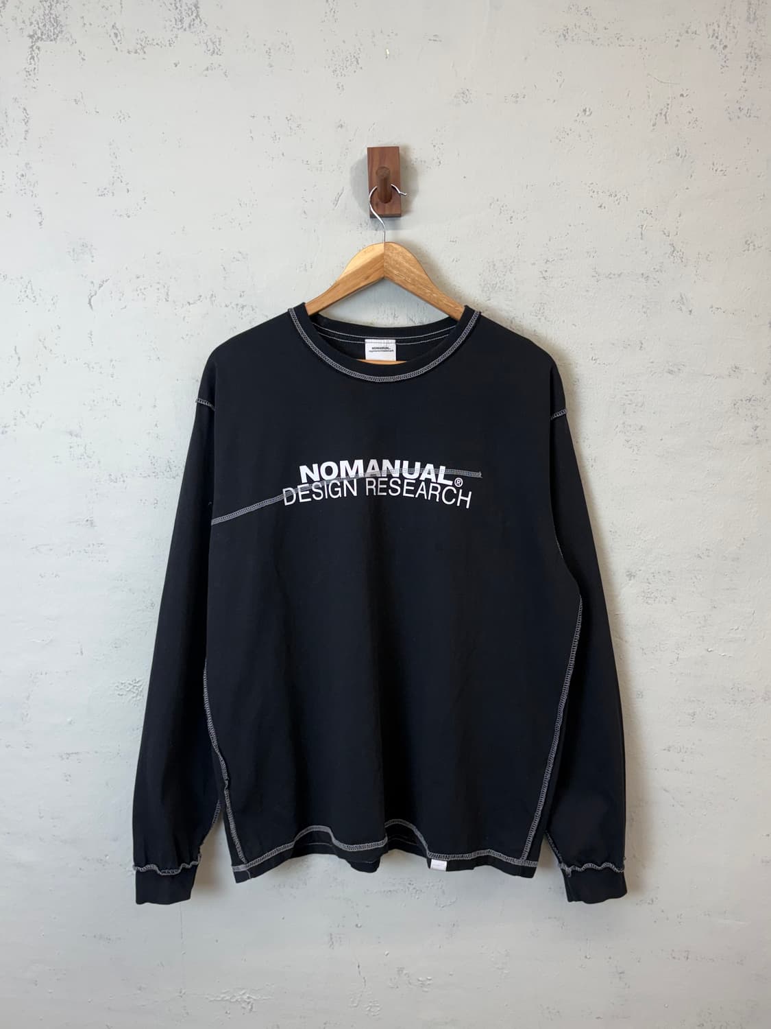 노매뉴얼 롱슬리브 긴팔티 블랙 상품이미지1