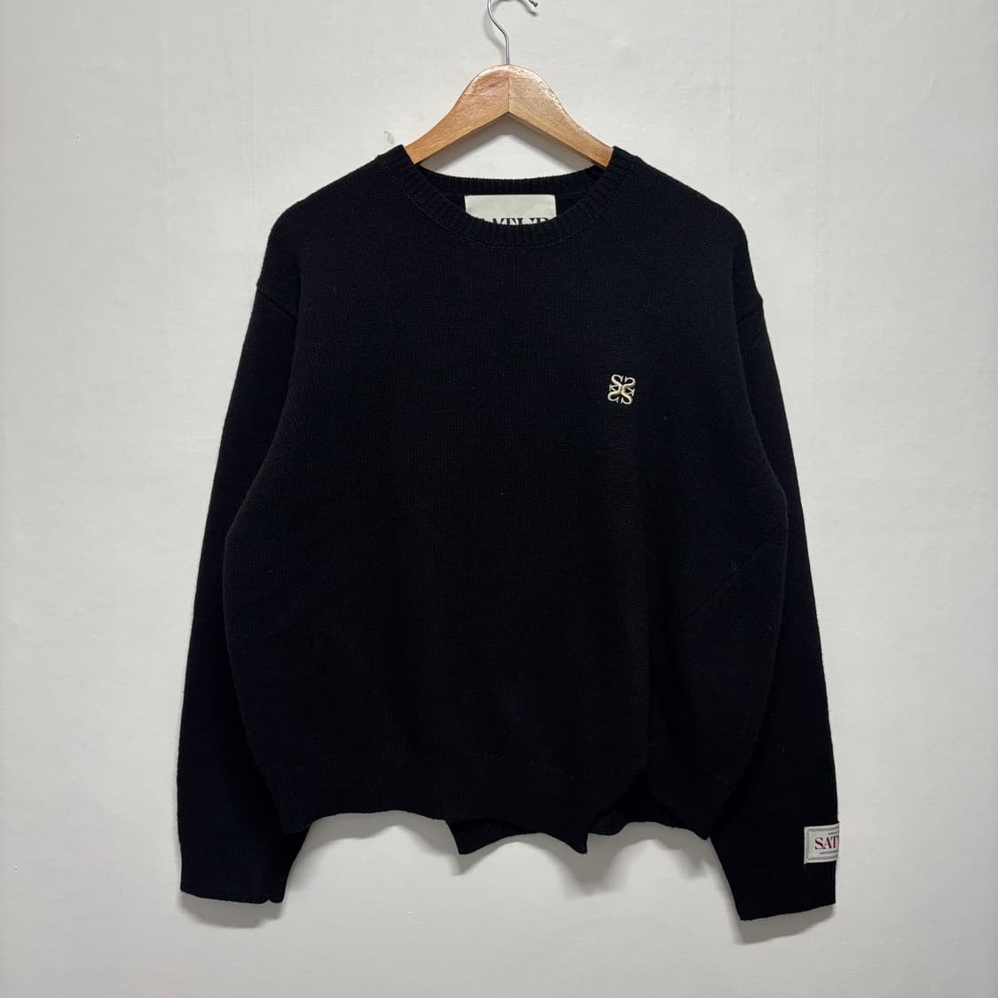 세터 블랙 언발란스 캐시미어 니트 상품이미지1