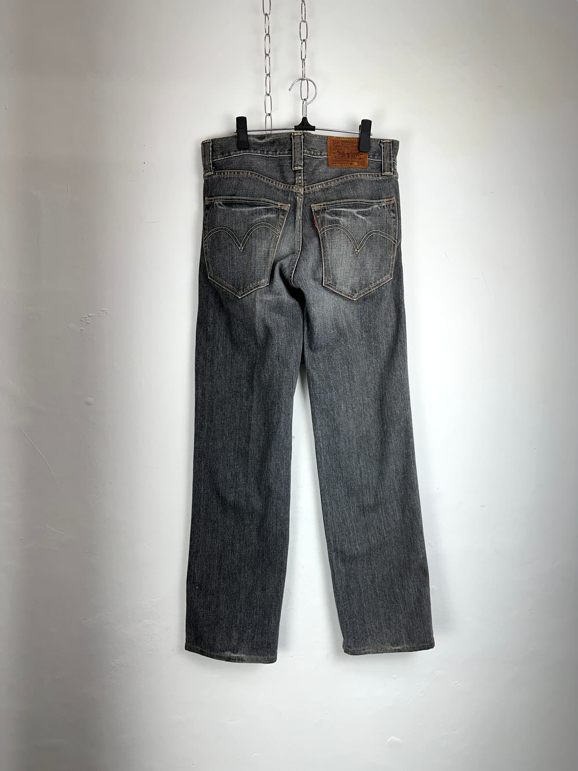 Levi’s 2000s 702 Gray Wash Denim Pants 상품이미지6