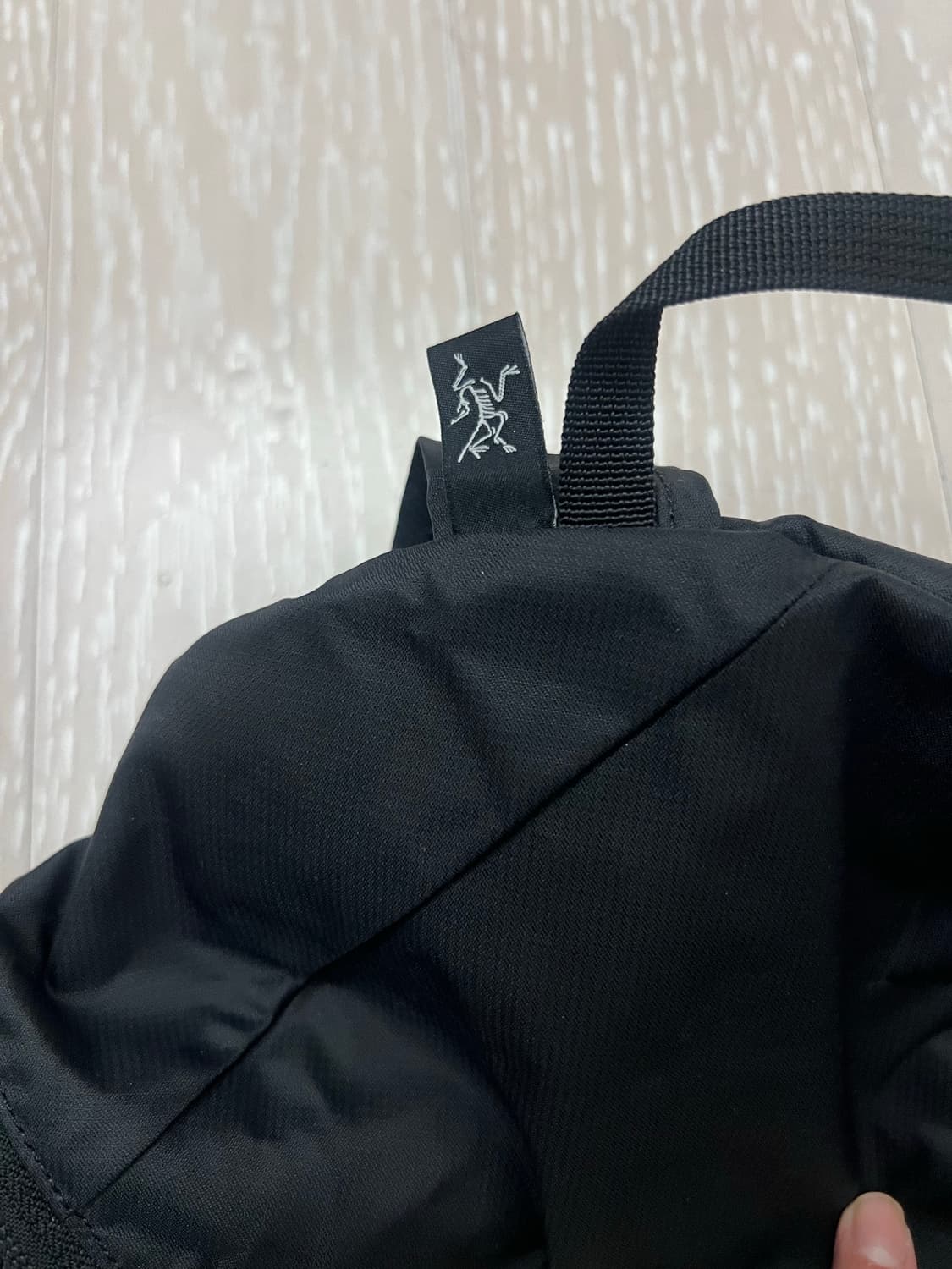 아크테릭스 헬리아드 15 검정 상품이미지2